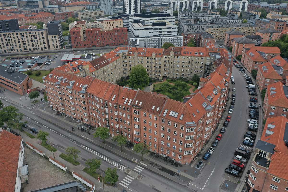 Salg af boligudlejningsejendom ved Den Gamle By, Aarhus C